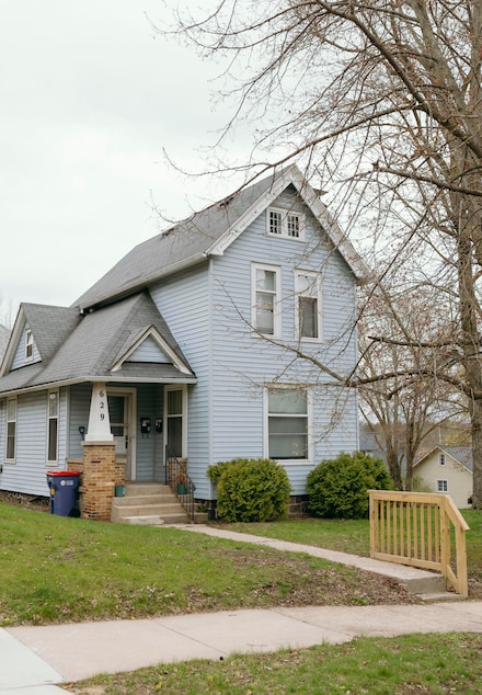 629 Crescent St NE Unit 2, Grand Rapids, MI 49503