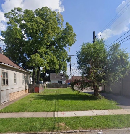 10 W Broadway St, Ecorse, MI 48229