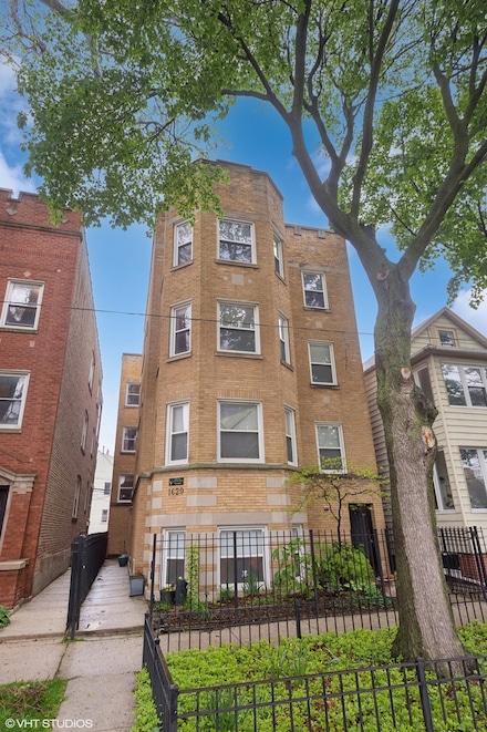 1620 W Olive Ave Unit 3A, Chicago, IL 60660