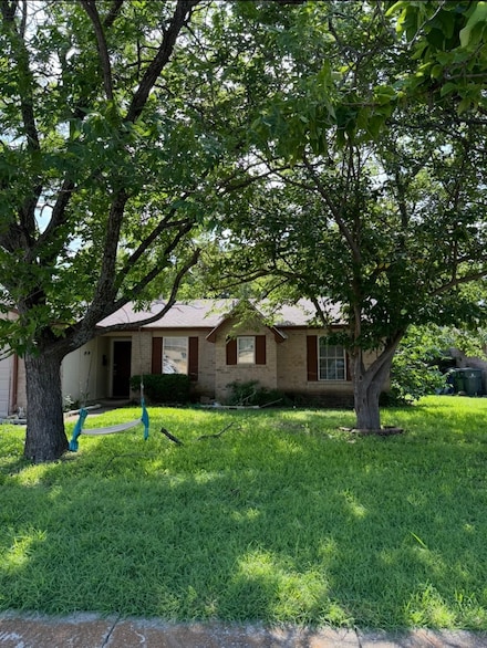 1606 Dove Dr, Garland, TX 75040
