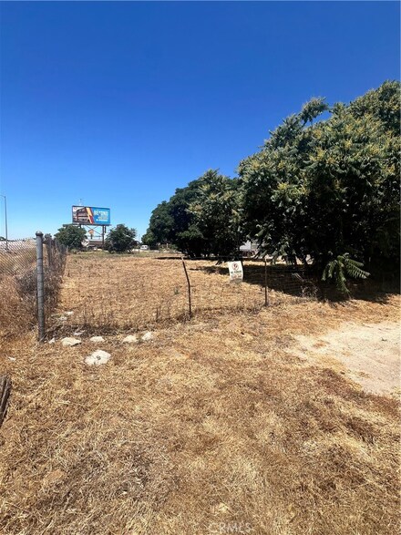 5960 Joshua Palmer Way, Banning, CA 92220