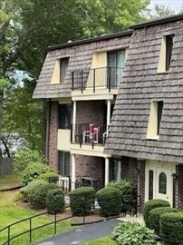 4700 N Main St Unit 3E, Fall River, MA 02720