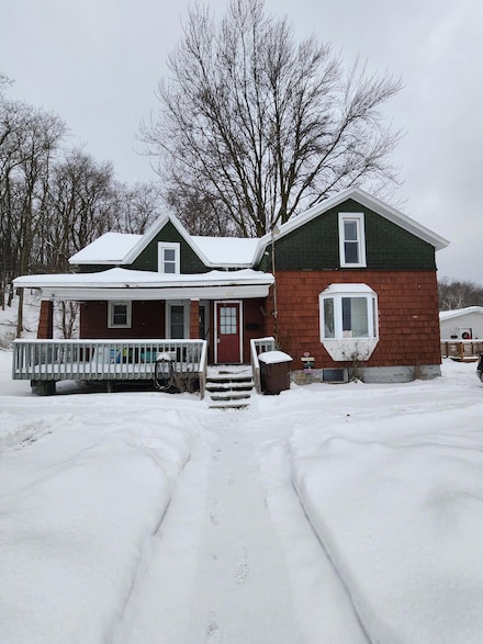 1514 Main St, Manistee, MI 49660