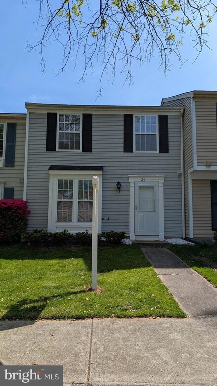 22 Teaneck Ct, North Potomac, MD 20878