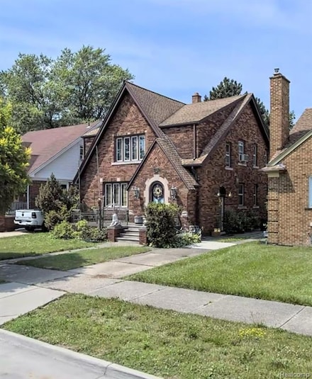 7747 Middlepointe St, Dearborn, MI 48126