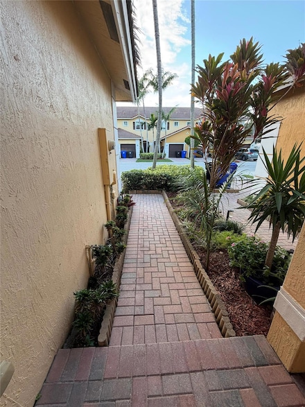 1718 SW 81st Way, North Lauderdale, FL 33068