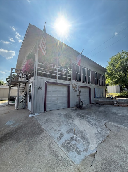 309 Broken Arrow, Comanche, TX 76442