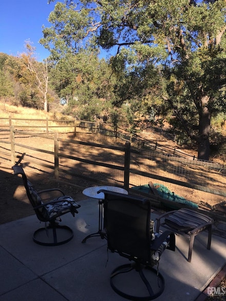 22131 Alps Ct, Tehachapi, CA 93561