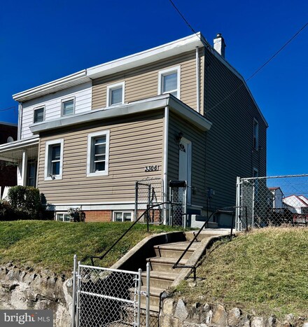 3306 W 3rd St, Marcus Hook, PA 19061