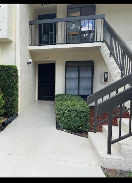 3242 Perimeter Dr, Greenacres, FL 33467