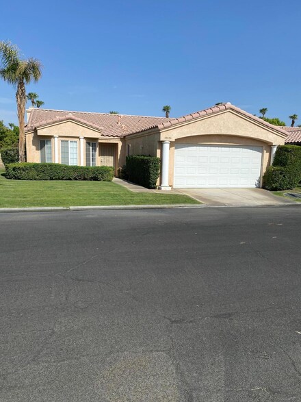40894 Schafer Place, Palm Desert, CA 92211