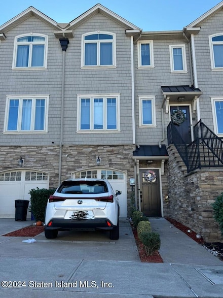 154 Roman Ave, Staten Island, NY 10314