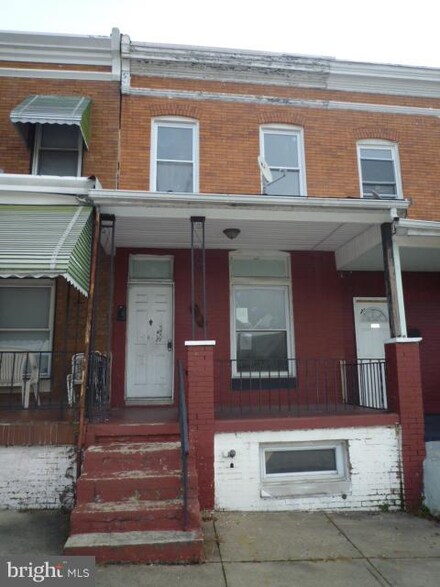 1623 N Warwick Ave, Baltimore, MD 21216