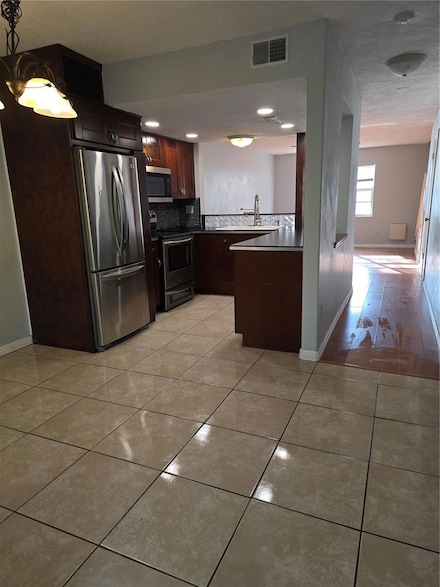 7168 E Bank Dr Unit 7168, Tampa, FL 33617