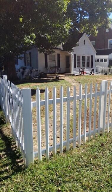 501 Rives Rd, Martinsville, VA 24112