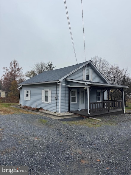 8 Spruce Ln, Lebanon, PA 17046