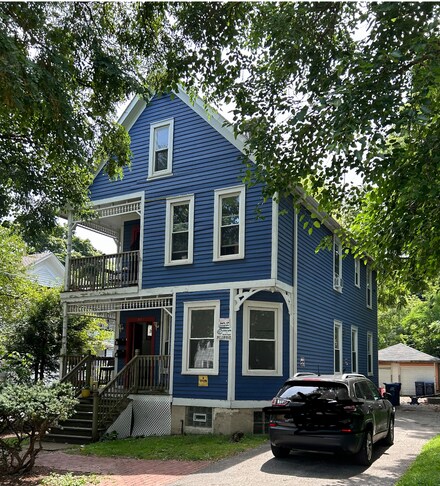 407 Cory Ave, Waukegan, IL 60085