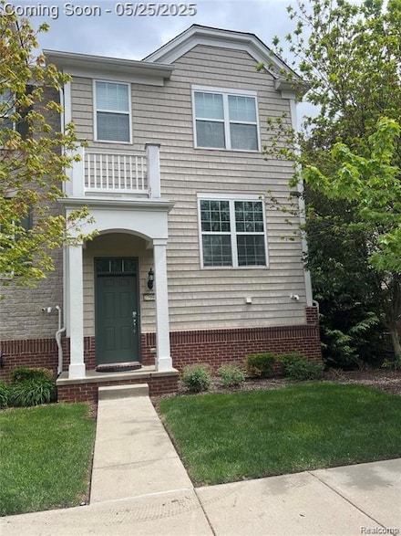 27994 Hopkins Dr, Novi, MI 48377