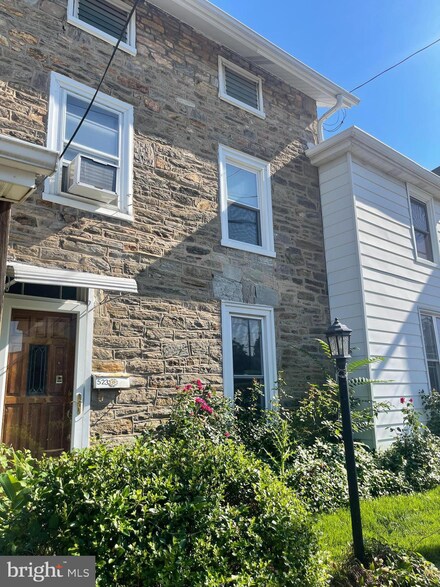 523 Greenwood Ave, Jenkintown, PA 19046