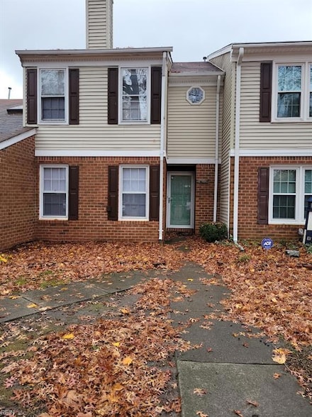 639 Hollomon Dr, Hampton, VA 23666