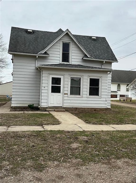 95 14th St N, Northwood, IA 50459