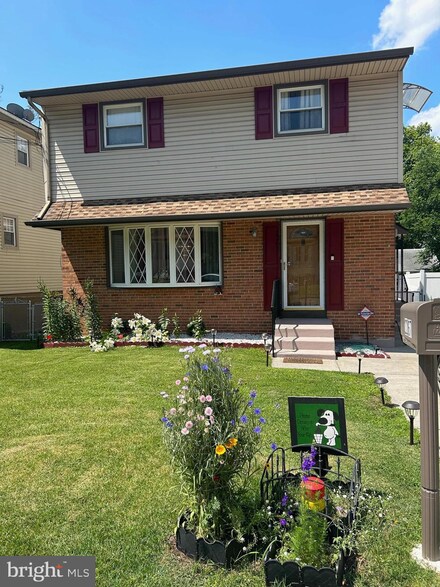 2267 41st St, Pennsauken, NJ 08110