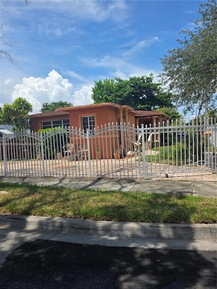 501 NW 43rd St, Miami, FL 33127