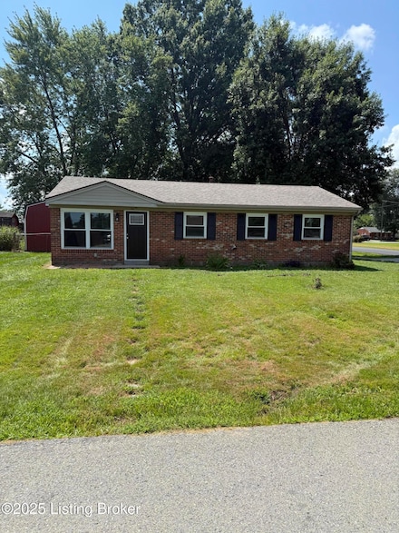 389 Meadowood Rd, Louisville, KY 40229