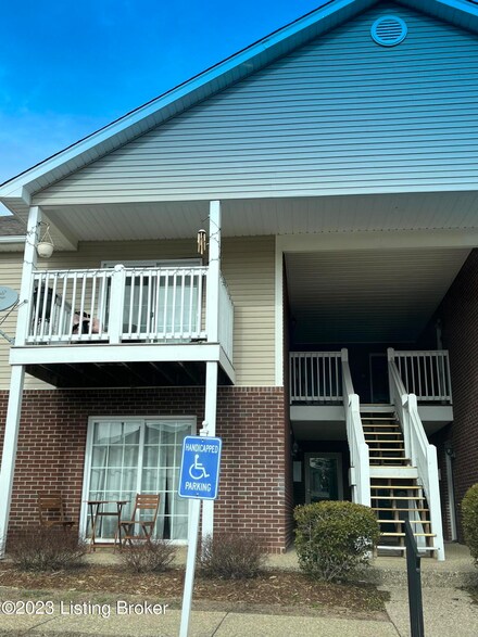 165 Central Blvd Unit 52, Mount Washington, KY 40047