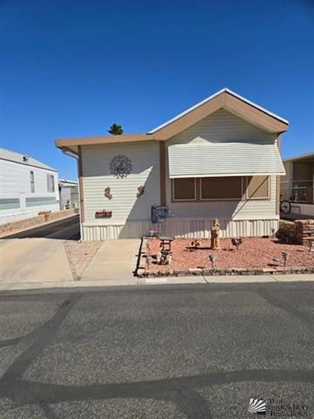 11261 S Clara Anita Dr, Yuma, AZ 85367