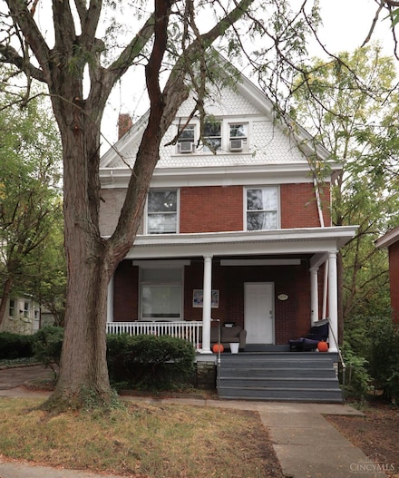 2414 W Clifton Ave, Cincinnati, OH 45219