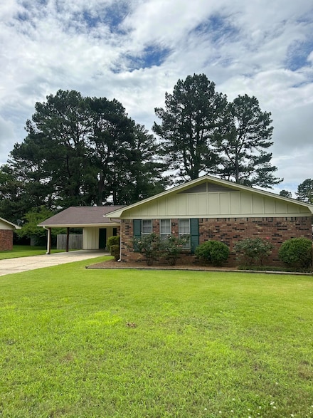 2605 Hampton Ave, Tupelo, MS 38801