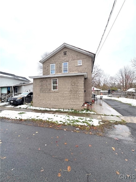 10 Rock Ave, Auburn, NY 13021