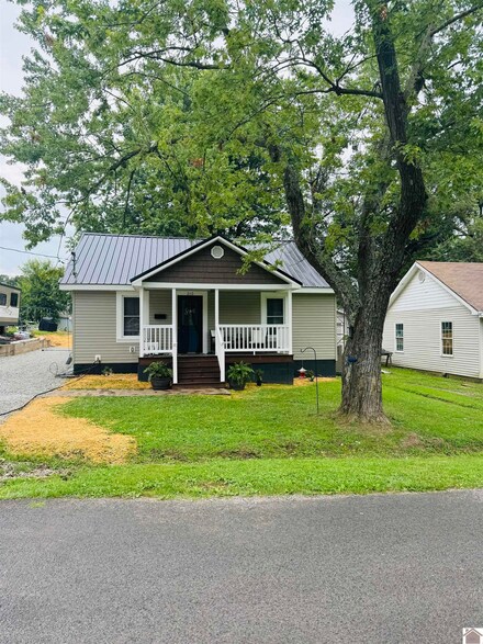 210 Center St, Princeton, KY 42445