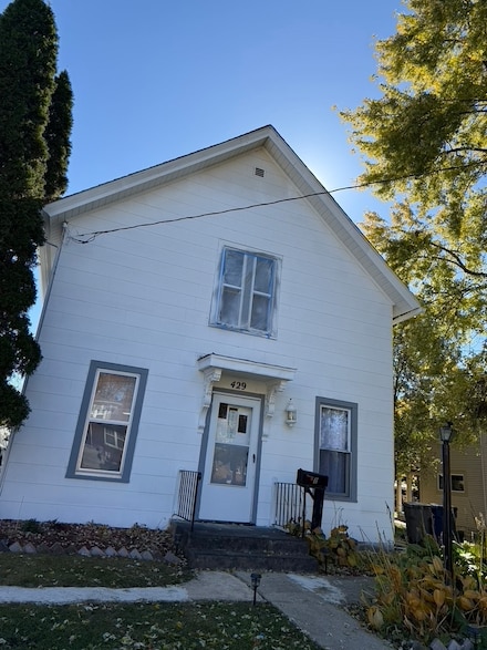 429 South St Unit 1, Elgin, IL 60123