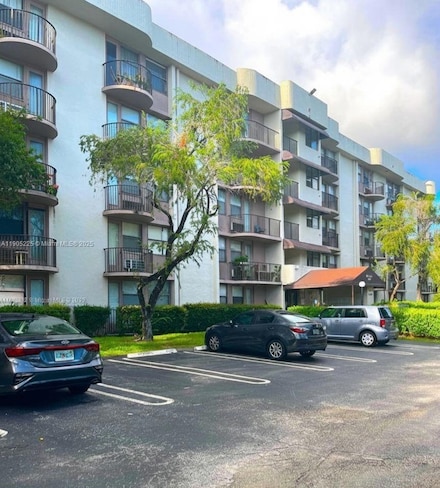 2701 Riverside Dr Unit 203B, Coral Springs, FL 33065