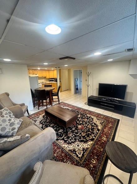 5 Fred St, Burlington, MA 01803