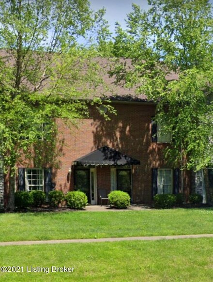 214 Hampton Place Ct, Fairdale, KY 40118