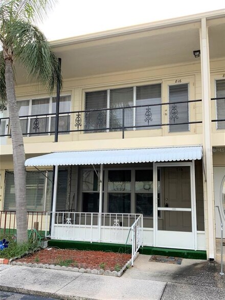 4154 56th St N Unit 716, Kenneth City, FL 33709