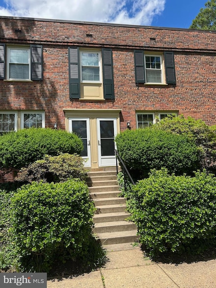 1303 S Barton St Unit 191, Arlington, VA 22204