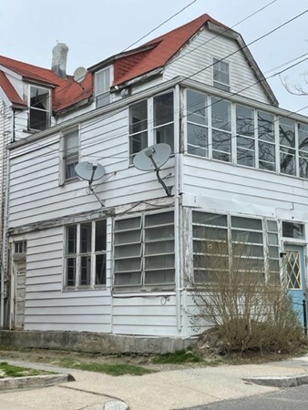 58 Cutler St, Winthrop, MA 02152