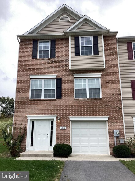 11076 Gopher Dr, Waynesboro, PA 17268