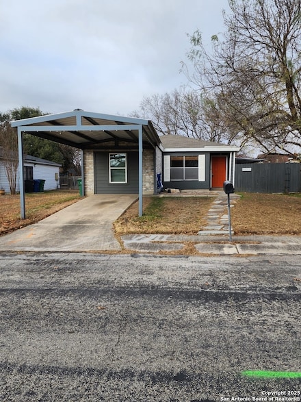 5935 Lake Victoria St, San Antonio, TX 78222