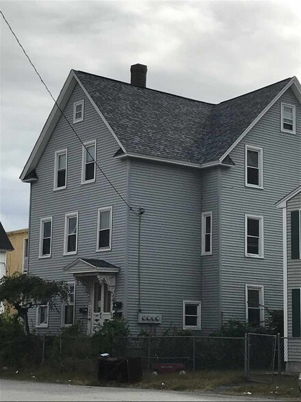 62 Cartier St, Manchester, NH 03102