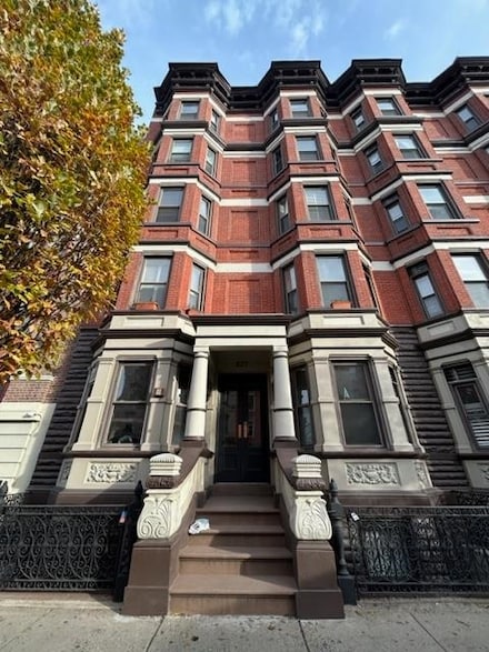 827 Washington St Unit 2B, Hoboken, NJ 07030