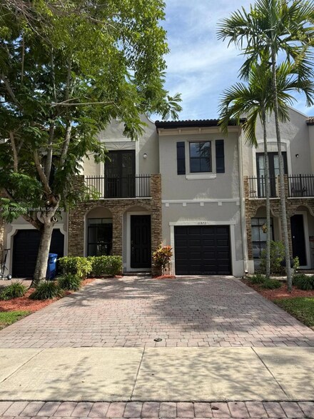 11370 SW 236th St, Homestead, FL 33032