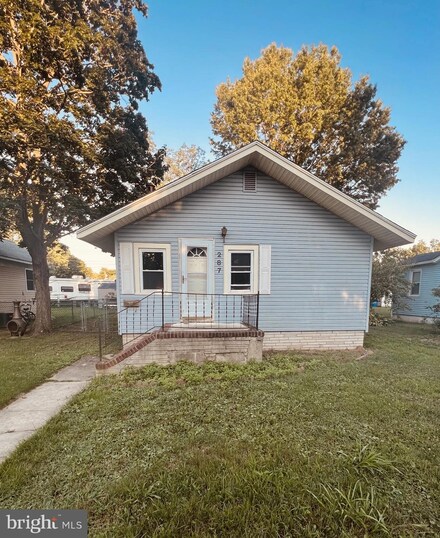 287 C St, Penns Grove, NJ 08069
