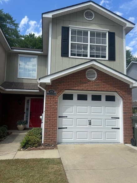 164 Candle Brook Dr, Dothan, AL 36303