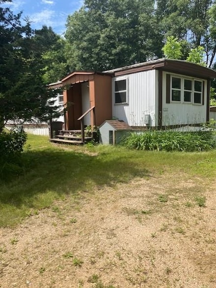 2927 Lincoln Ave, Oxford, WI 53952