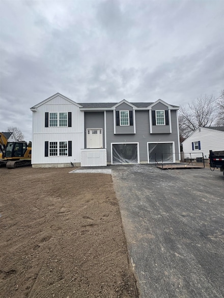 6 Hayden St, Nashua, NH 03060